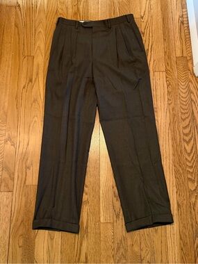 Men's Classic Pleated Dress Pants in Dark Gray